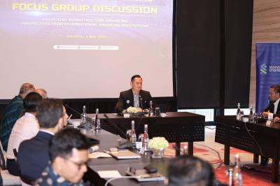 เปิดศักราชใหม่! เมนโก้ AHY ชวนธนาคารระดับโลกเทงบฯมหาศาลลงทุนโครงสร้างพื้นฐานไทย โอกาสทองมาถึงแล้ว!