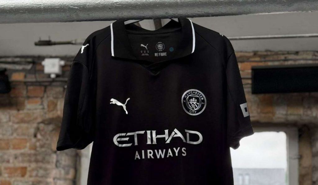 ชุดแข่งทีมเยือนแมนฯ ซิตี้ 2025/26 หล่อทะลุจอ! แฟนๆ กรี๊ดสนั่นโซเชียล