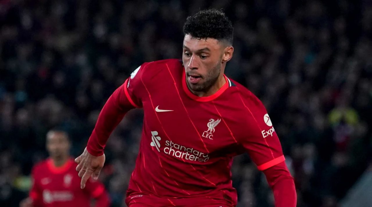 ช็อกวงการลูกหนัง! ข้อสัญญาสุดมหัศจรรย์ ทำ "ปืนใหญ่" เสียเงินมหาศาลเพราะเขาคนนี้!!