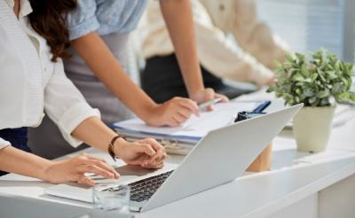 หัวข้อข่าว: 4 สกิลลับ! บุกตลาดแรงงานยุคใหม่ คว้าความสำเร็จในมือคุณ!