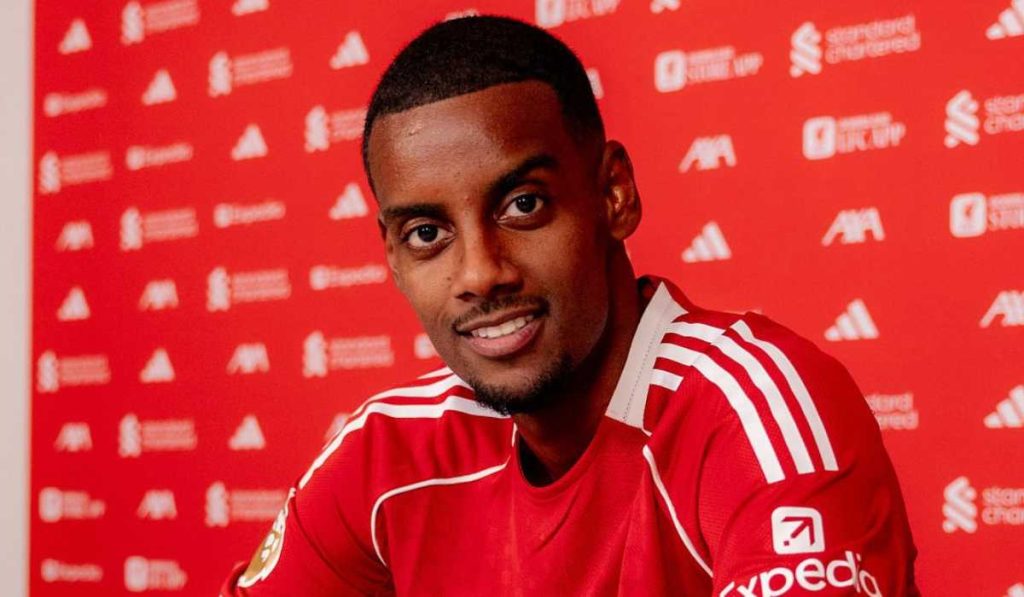 อื้อหือ! ไอแซค ทิ้งรอยด่างประวัติศาสตร์นิวคาสเซิล ตำนานเดือด! (อดีตดาวยิงดังจวกยับ!)