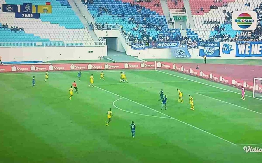 ช็อกโลก!  "ม้าลาย" พลิกล็อกแพ้ "ปราสาทสายฟ้า" 10 คน  บุกคว้าชัยที่คันจูรูฮัน!