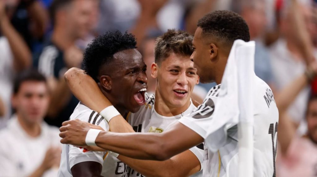 ช็อกโลก! เรอัล มาดริด แน่นปึ้ก! บาร์เซโลน่า รั่วซิบ!  ใครคือทีมที่แข็งแกร่งกว่ากัน?