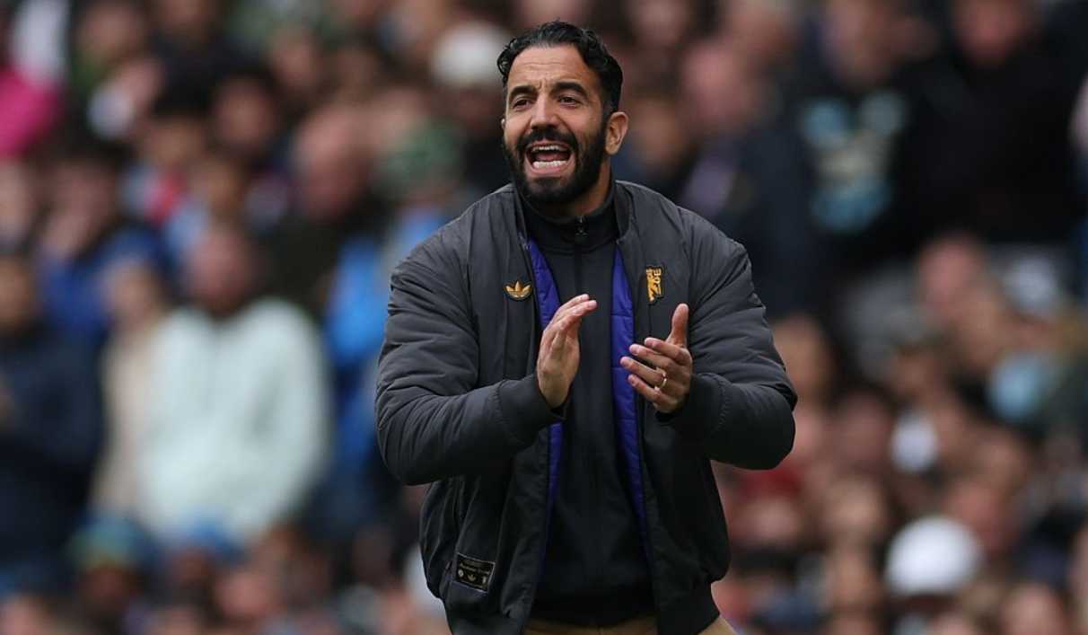 ช็อกวงการลูกหนัง! ราตคลิฟฟ์บินเฮลิคอปเตอร์ด่วน! อนาคตผู้จัดการทีมแมนยูฯ ลุ้นระทึก 3 นัดชี้ชะตา!!