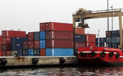 ช็อกวงการ! กระทรวงพาณิชย์ไทย เผยความลับเบื้องหลังนโยบายนำเข้าใหม่ จะสร้างความปั่นป่วนหรือปฏิวัติวงการ?