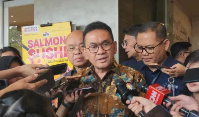 พุ่งทะลุ! รัฐมนตรีพาณิชย์โต้กลับ! กำลังซื้อคนไทยดิ่งลงจริงหรือ? ความจริงช็อกโลก!