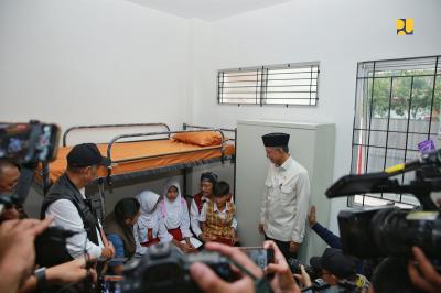 ช็อก! งบประมาณโครงการโรงเรียนประชาชนทะลุ 7 แสนล้าน! ความคืบหน้าล่าสุดเผยแล้ว!