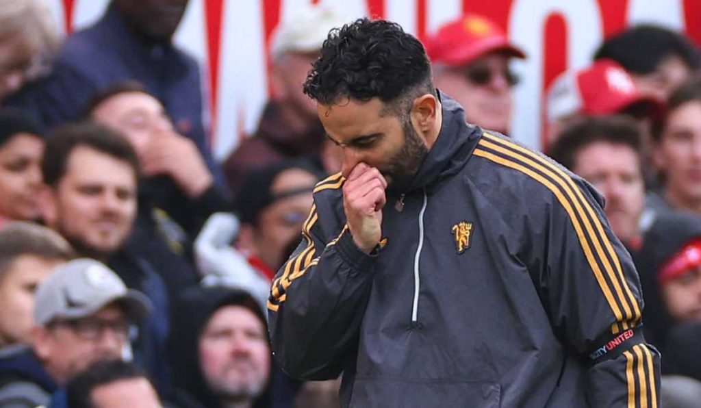 หัวจะปวด! ลิเวอร์พูลรอดตัวหวุดหวิด ไม่เอา "อามอริน" คุมทัพ แมนฯ ยูไนเต็ดพิสูจน์แล้วว่า "พลาดมหันต์!" หัวจะปวด! ลิเวอร์พูลรอดตัวหวุดหวิด ไม่เอา "อามอริน" คุมทัพ แมนฯ ยูไนเต็ดพิสูจน์แล้วว่า "พลาดมหันต์!"