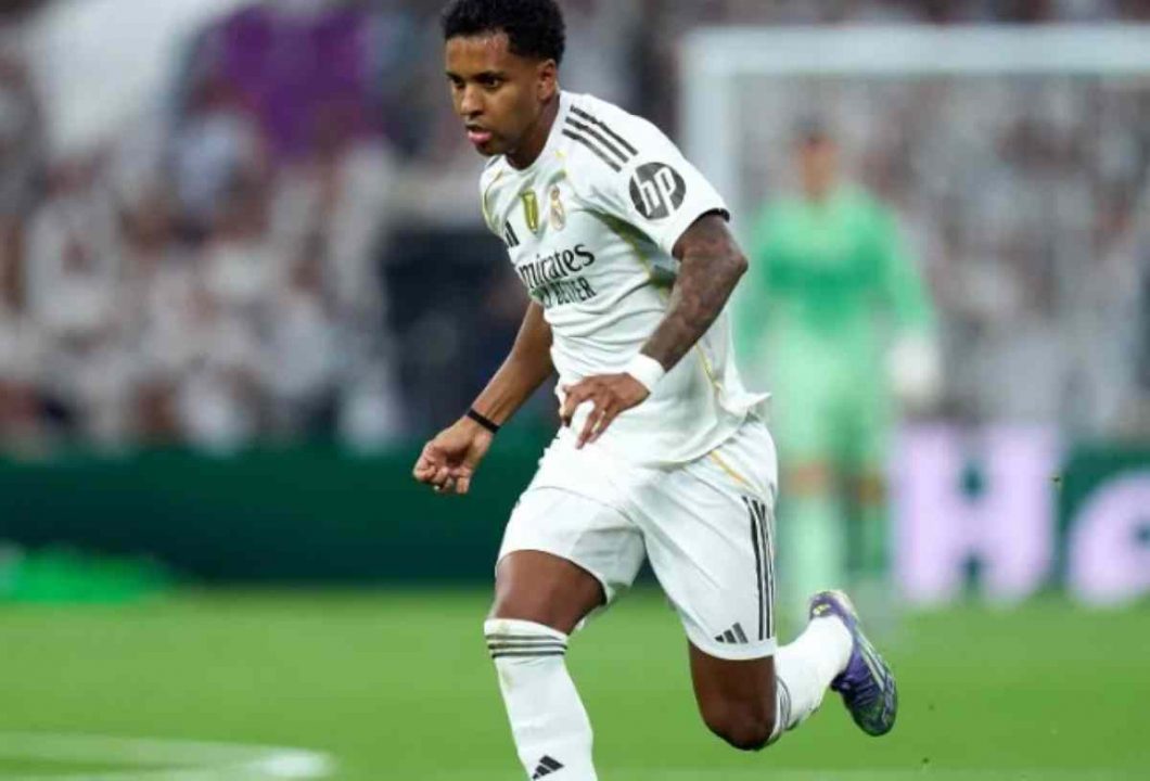 พาดหัวข่าว: โรดรีโก้ จุดประกายศรัทธา! โชว์ฟอร์มเฉียบคม มัดใจ "อลอนโซ่" ได้อยู่หมัด!