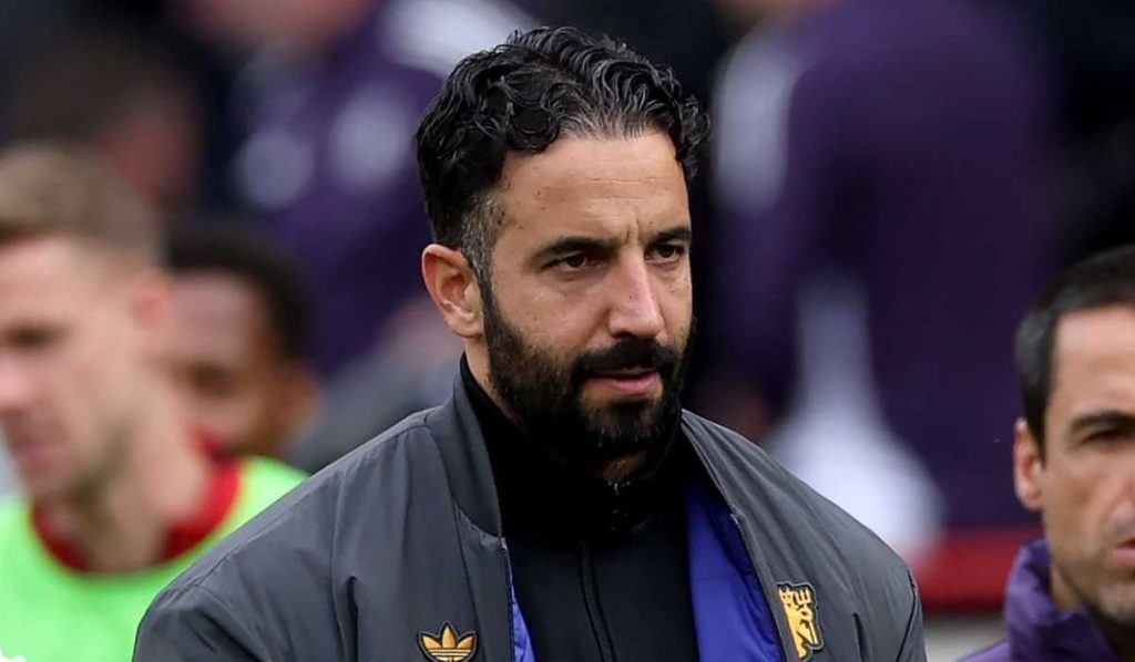 สุดช็อก! แฟนบอลผีแดงจี้ "อามอริม" เปลี่ยนแผนด่วน! ดัน "เอ็มเบวโม่" หน้าเป้า, ปลดปล่อย "แฟร์นานเดส" คืนฟอร์มเทพ! สุดช็อก! แฟนบอลผีแดงจี้ "อามอริม" เปลี่ยนแผนด่วน! ดัน "เอ็มเบวโม่" หน้าเป้า, ปลดปล่อย "แฟร์นานเดส" คืนฟอร์มเทพ!