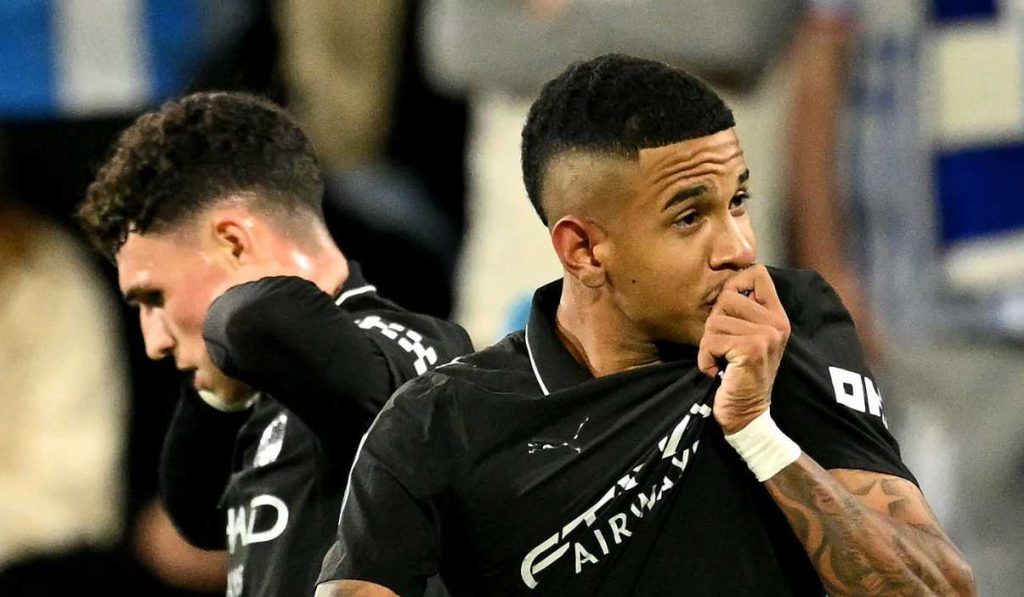 โอละพ่อ! แมนฯ ซิตี้ งานเข้าเต็มๆ ปัญหาคาราคาซังอนาคตแข้งซีเนียร์ หลังต่อสัญญา "ซาวิโอ้" โอละพ่อ! แมนฯ ซิตี้ งานเข้าเต็มๆ ปัญหาคาราคาซังอนาคตแข้งซีเนียร์ หลังต่อสัญญา "ซาวิโอ้"