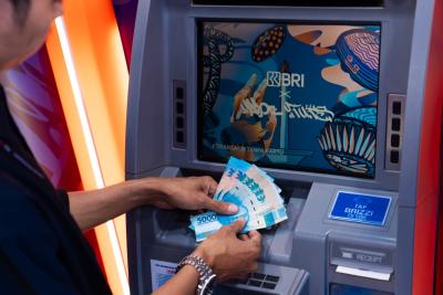 เงินเยียวยา 9,000 บาท หายไปไหน? ไขปม ตุลาคม 2025 ทำไมยังไม่เข้าบัญชี! (Ngern yiaoya kao pan baht hai pai nai? Khai pom Tulakhom song phan ha roi yi sip ha thammai yang mai khaoบัญชี!)