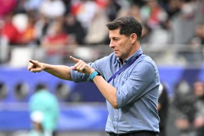 เปิดโปงค่าเหนื่อย "เฆซุส กาซัส" คุมอิรัก! อินโดฯ สู้ไหวไหม? รู้แล้วอึ้ง! (เปิดโปงค่าเหนื่อย "เฆซุส กาซัส" คุมอิรัก! อินโดฯ สู้ไหวไหม? รู้แล้วอึ้ง!)