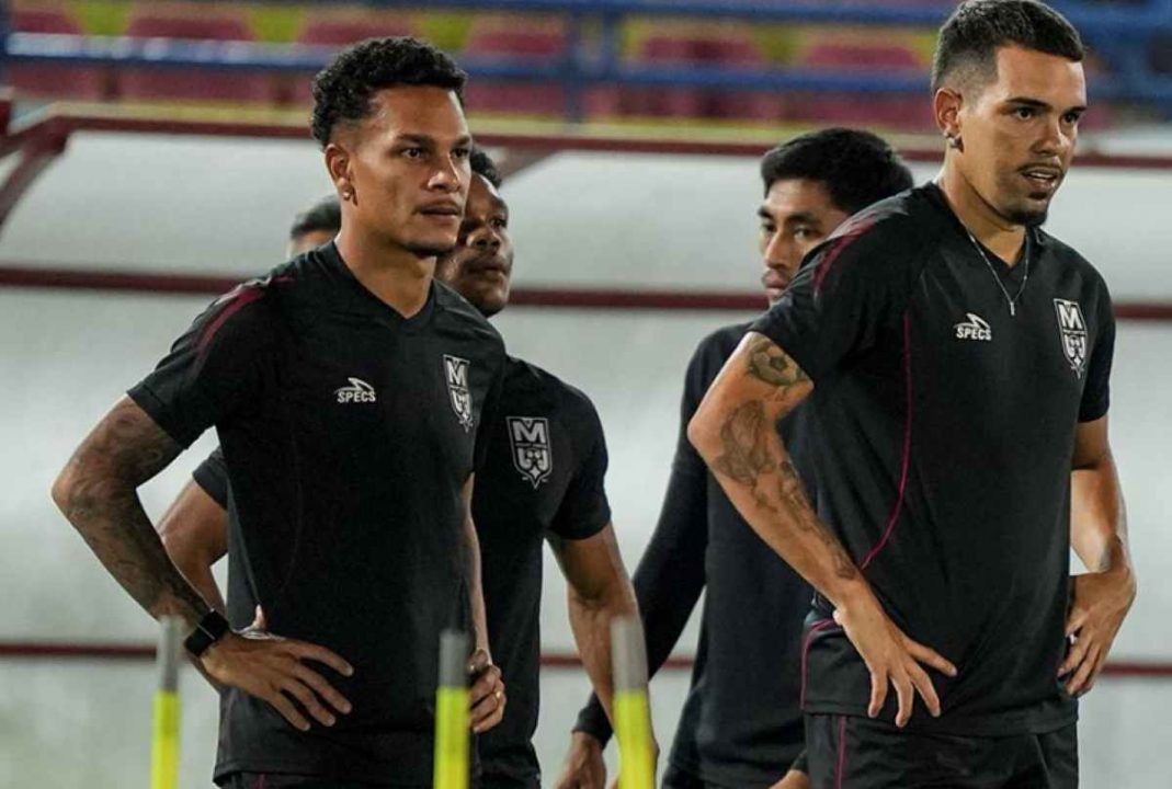 ศึกเดิมพันอนาคต! เซเมน ปาดัง ต้องชนะเพื่อหนีโซนแดง เปิดบ้านดวลเดือด มาลุต ยูไนเต็ด ที่ฟอร์มกำลังร้อนฉ่า! ใครจะคว้า 3 แต้มสำคัญ?