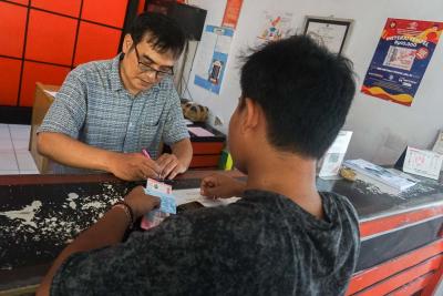 เปิดปมร้อน! เงินอุดหนุนค่าจ้างแรงงาน ก.พ. 2569: กระทรวงแรงงานเผยความจริงที่ต้องรู้ก่อนตกเป็นเหยื่อข่าวปลอม!