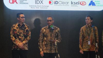 พลิกโฉมตลาดหุ้นอินโดฯ! OJK จ่อคลอดกฎ Free Float 15% เร็วกว่าคาด! 49 บริษัทเตรียมนำร่อง... โอกาสหรือความท้าทายสำหรับนักลงทุนไทย?