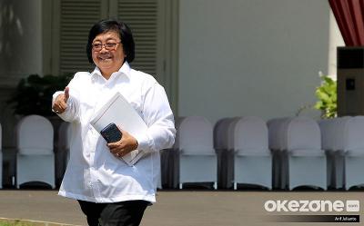 belanegara - ท่ามกลางกระแสข่าวร้อนแรงในแวดวงการเมืองและเศรษฐกิจอินโดนีเซีย ชื่อของนาง Siti Nurbaya Bakar อดีตรัฐมนตรีว่าการกระทรวงสิ่งแวดล้อมและป่าไม้ (KLHK) ได้กลับมาเป็นที่จับตาอีกครั้ง หลังมีรายงานว่าสำนักงานอัยการสูงสุด (Kejagung) ได้เข้าทำการตรวจค้นที่พักอาศัยของเธอ ซึ่งเป็นส่วนหนึ่งของการสอบสวนคดีทุจริตที่เกี่ยวข้องกับอุตสาหกรรมปาล์มน้ำมันอันซับซ้อนและมีมูลค่ามหาศาล