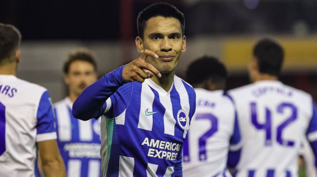 พลังงานใหม่แห่งทัพนกนางนวล! ดีเอโก้ โกเมซ ปลุกไบรท์ตันให้พร้อมชน 'ปืนใหญ่' อาร์เซนอล ใครจะหยุดเขาได้?