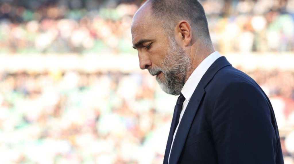 หายนะ 2-5! สเปอร์สจมดิ่ง... แต่ 'ทูเดอร์' ยังรอดปาฏิหาริย์? แฟนไก่เดือดพล่าน!