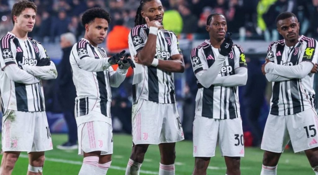 ผ่าตัดใหญ่! ยูเวนตุสเตรียมโละ 7 แข้งดังพ้นทีม…ช็อกกว่านั้นคือ 3 รายเพิ่งย้ายมายังไม่ถึงปี! ผ่าตัดใหญ่! ยูเวนตุสเตรียมโละ 7 แข้งดังพ้นทีม...ช็อกกว่านั้นคือ 3 รายเพิ่งย้ายมายังไม่ถึงปี!