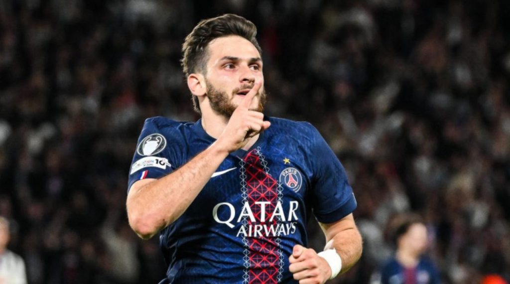 ช็อกโลก! ซาลาห์โบกมือลาหงส์แดง ปลดล็อกงบมหาศาลล่าทายาท! สองแข้งดาวเด่นจ่อเสียบแทน?