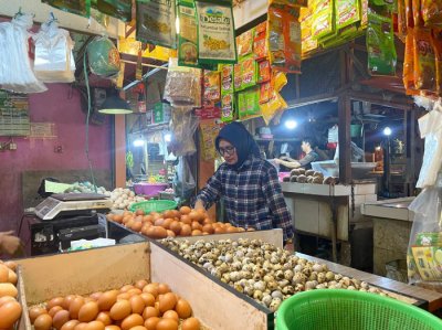 จับตา! Bapanas เผย 'ราคาไก่-ไข่' เริ่มสงบศึกก่อนเทศกาลใหญ่... ผู้บริโภคเฮ! หรือแค่ลมปาก?