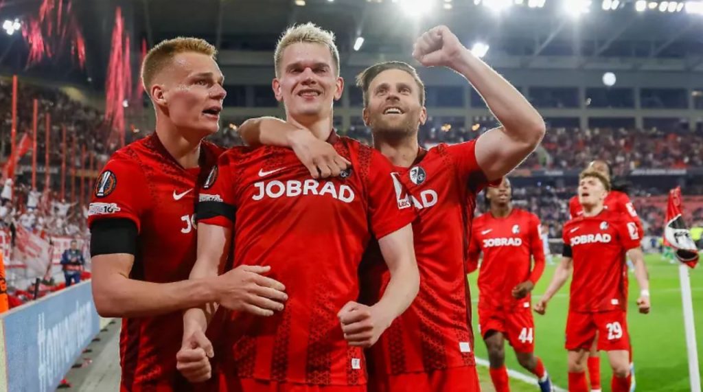 ช็อกยูโรปา! ไฟรบวร์ก ถล่ม เซลต้า วีโก้ 3-0 มอบบทเรียนราคาแพงในนัดแรก รอบ 8 ทีมสุดท้าย! งานหินสุดๆ สำหรับทีมจากสเปน! ช็อกยูโรปา! ไฟรบวร์ก ถล่ม เซลต้า วีโก้ 3-0 มอบบทเรียนราคาแพงในนัดแรก รอบ 8 ทีมสุดท้าย! งานหินสุดๆ สำหรับทีมจากสเปน!