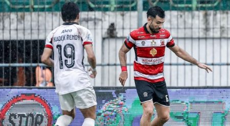 มาดูรา ยูไนเต็ด สยบแผนคัมแบ็ก! เปิดบ้านเชือด เปอร์ซิก เคดีรี สุดมันส์ 2-1 คว้าสามแต้มสำคัญในซูเปอร์ลีก!