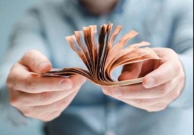 หนีหนี้สินเชื่อออนไลน์ คิดว่าจะรอด? OJK แฉความจริง: ผลกรรมตามหลอนอนาคตการเงินคุณ!