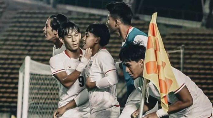 การูด้าจูเนียร์คืนชีพ! อินโดนีเซีย U20 บุกถล่มลาวคาบ้าน 3-0 ซาฮาบี โกลี เหมาสองตุง พาทีมผงาดจ่าฝูงคัดเอเชีย