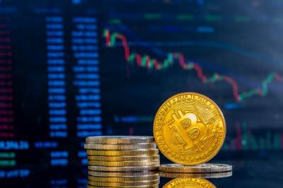 เงินทุนลึกลับ 3.8 พันล้านดอลลาร์ ทะลักเข้า Bitcoin ETF สวนทางราคาดิ่ง! ตลาดจับตาเงินเฟ้อ-เฟด ชี้ชะตาอนาคตคริปโต?