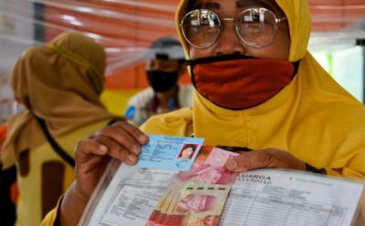 เช็กด่วน! วิธีตรวจสอบระดับฐานะทางเศรษฐกิจ (Desil) ผ่านระบบ Kemensos.go.id ปี 2026 ง่ายๆ แค่ใช้เลขบัตรประชาชน ใครมีสิทธิ์รับสวัสดิการรัฐบ้าง?